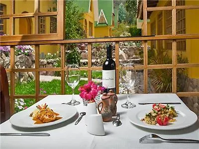 Amaru Valle Hotel